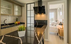 Apartamentos Dubamar